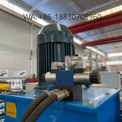 La máquina de láminas corrugadas para techos 990 de Xinnuo es un modelo habitual en nuestra fábrica. En América, la demanda de láminas para techos 990 está aumentando gradualmente.