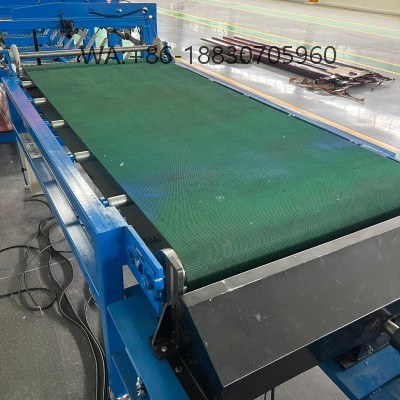 Plataforma elétrica de transferência de painéis de telhado com operação estável, fácil integração e maior eficiência de produção.