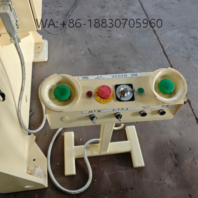 Mesin press punch berkecepatan tinggi ini merupakan model kelas atas, terutama bagi pelanggan dengan kebutuhan otomatisasi yang lebih tinggi. Mesin ini dapat memaksimalkan efisiensi operasional dan menghemat tenaga kerja.