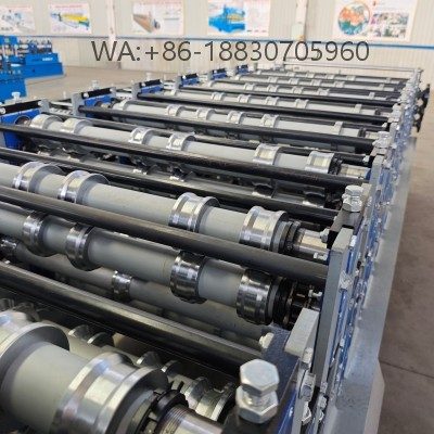 The IBR three-layer roof panel forming machine is specially designed for manufacturers who need to produce multiple profiles on one equipment. It can form IBR 686, IBR 840, and other customized profiles, making it one of the most versatile solutions in the roofing sheet industry.