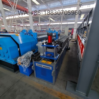 A perfiladeira porta de a&ccedil;o &eacute; desenvolvida para a fabrica&ccedil;&atilde;o de portas de a&ccedil;o enrol&aacute;veis e portas industriais. Com design robusto, ela oferece alta precis&atilde;o de perfilagem, garantindo que cada pe&ccedil;a seja uniforme e dur&aacute;vel.