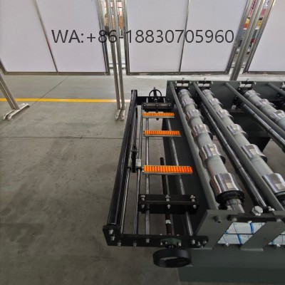 Mesin pembentuk lembaran atap baja tahan karat dengan struktur kuat, presisi stabil, dan fleksibilitas tinggi untuk produksi panel tahan korosi berstandar industri.