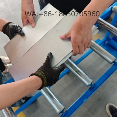 Automatic ceiling wall panel hanging machine designed for fast, safe and precise installation of metal panels, reducing labor cost and improving construction efficiency.