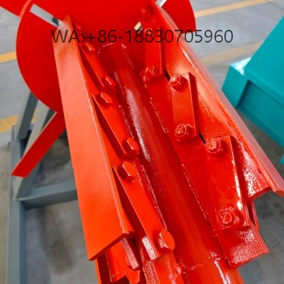 Mesin pembuka gulungan baja manual untuk lini roll forming. Struktur kuat, pengoperasian sederhana, biaya rendah, cocok untuk produksi atap dan panel dinding.