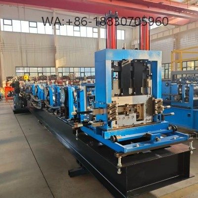 achine de profilage de pannes C Z U pour structures métalliques, production précise, changement rapide de profils, idéale pour bâtiments industriels et commerciaux.