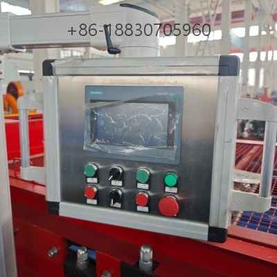 Perfiladeira-de-Telhas profissional para fabricação de telhas metálicas dupla camada TP25 e TP40, resistente, personalizável, ideal para telhados no Brasil.