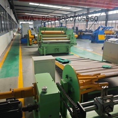 Linha-de-corte-longitudinal para processamento de bobinas de a&ccedil;o, de leve a pesada espessura, personaliz&aacute;vel para ind&uacute;strias no Brasil