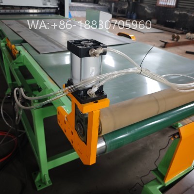 Pabrikan mesin slitting plat koil otomatis berkecepatan tinggi. Solusi investasi terbaik untuk pemotongan dan pembelahan kumparan galvalum, PPGI, dan stainless steel dengan presisi tinggi.