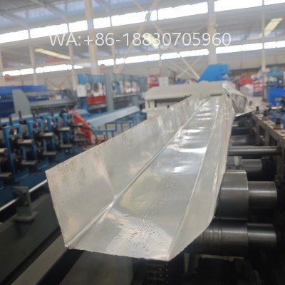 Pabrikan mesin talang air hujan portabel otomatis berkualitas tinggi. Solusi terbaik untuk mencetak talang air seamless dari bahan galvalum, aluminium, dan PPGI secara presisi langsung di lokasi proyek.