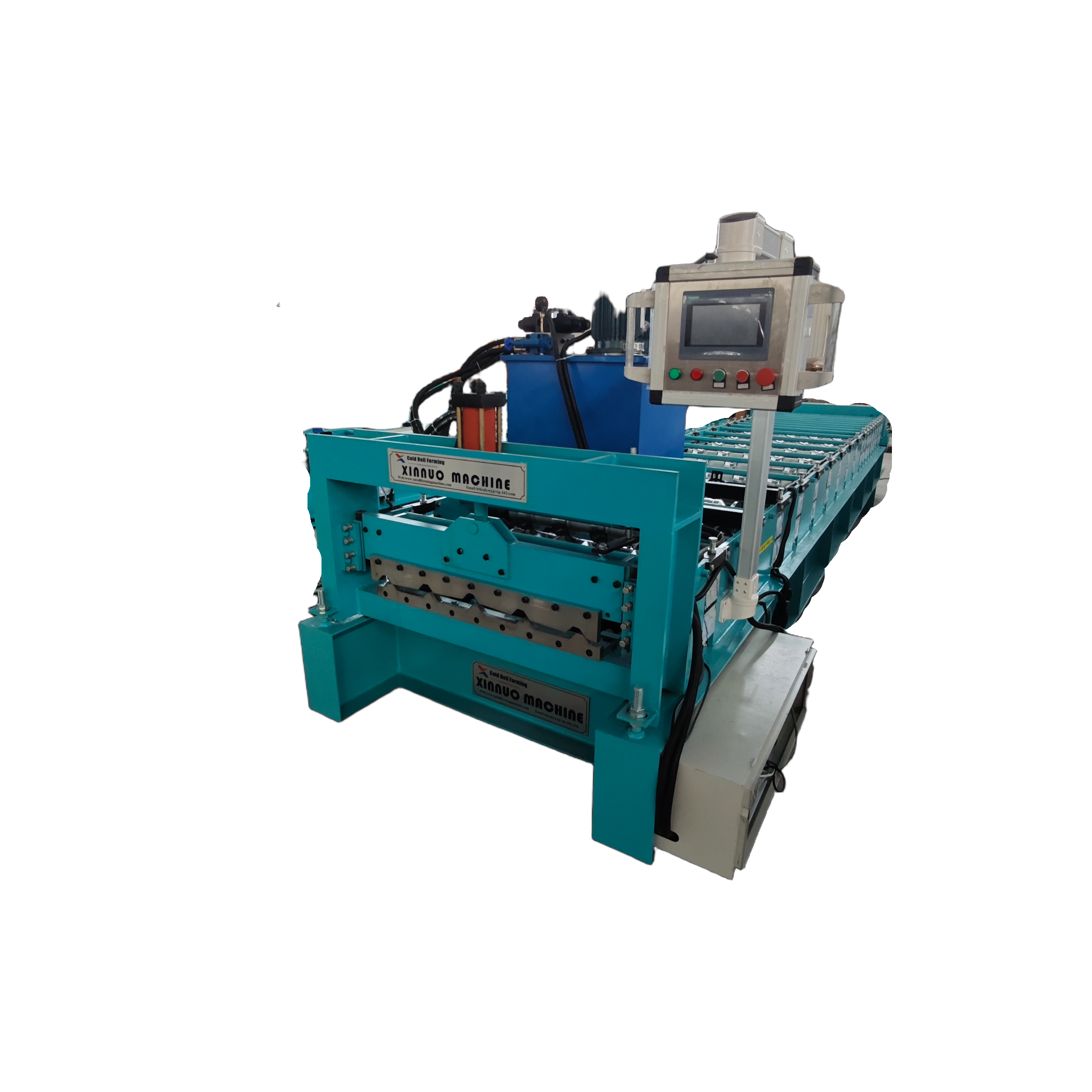 Corrugated roll forming machine