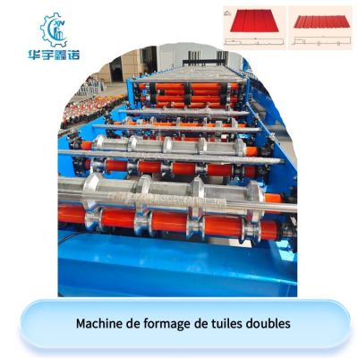 Machine de formage de tuiles doubles